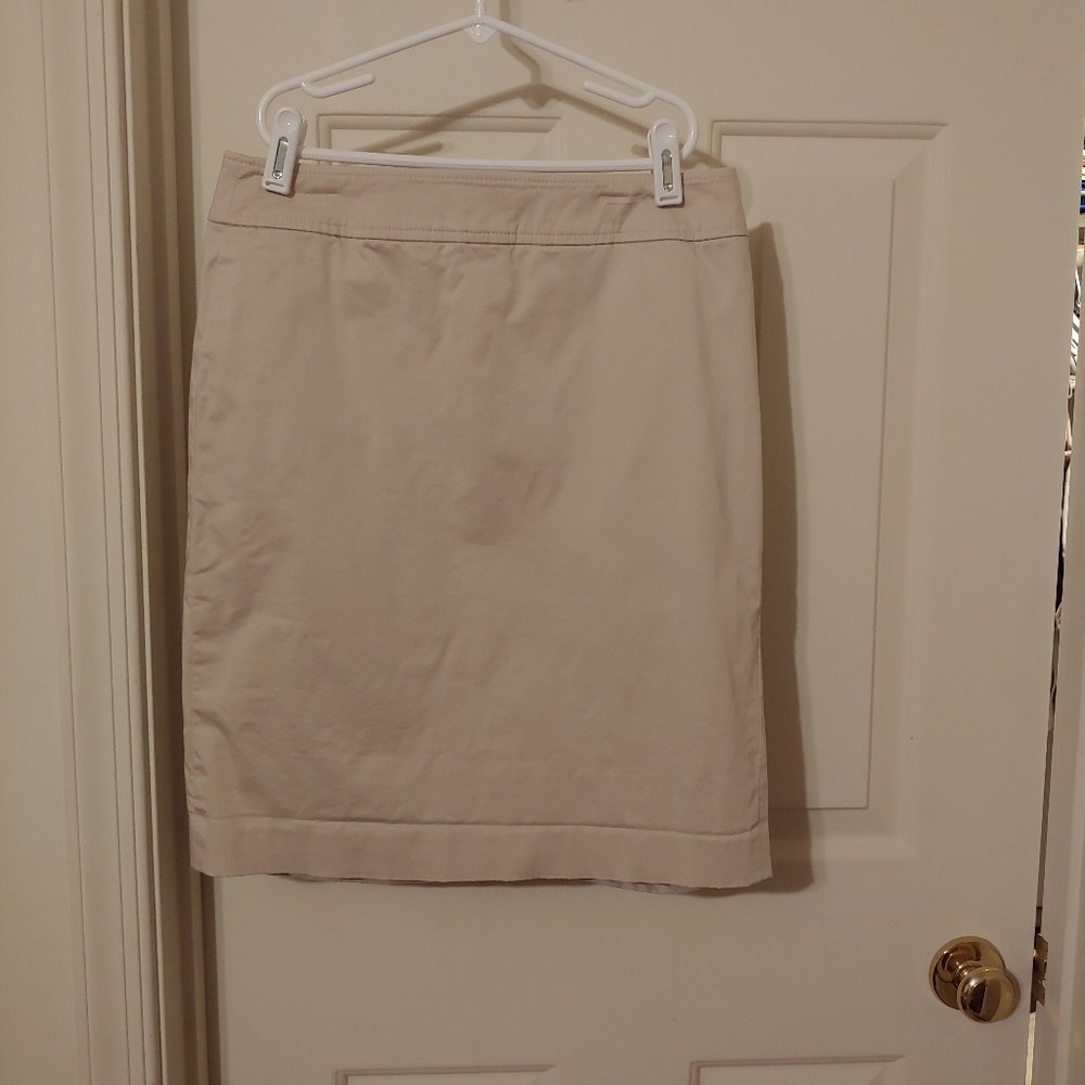 Loft light beige short skirt, lined
